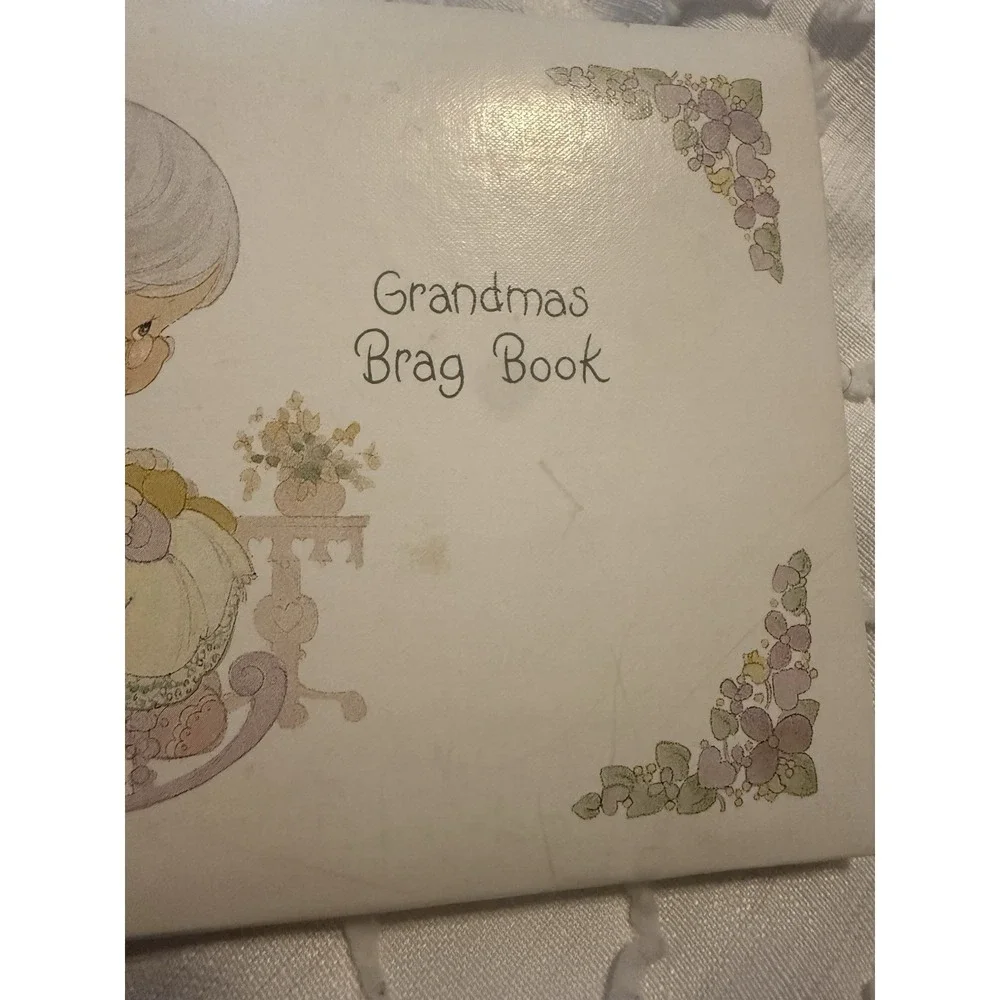 Precious Moments Grandma's Brag Book Photo Album 1991